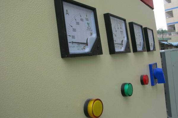 潼南配电柜-3683讲讲配电柜注意事项